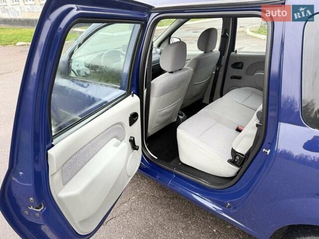 Синий Дачия Логан, объемом двигателя 1.6 л и пробегом 183 тыс. км за 5650 $, фото 5 на Automoto.ua