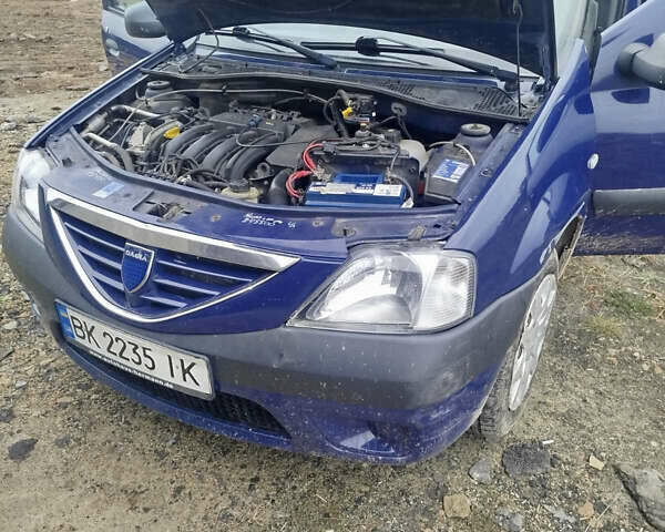 Синій Дачія Logan, об'ємом двигуна 1.6 л та пробігом 246 тис. км за 4300 $, фото 3 на Automoto.ua