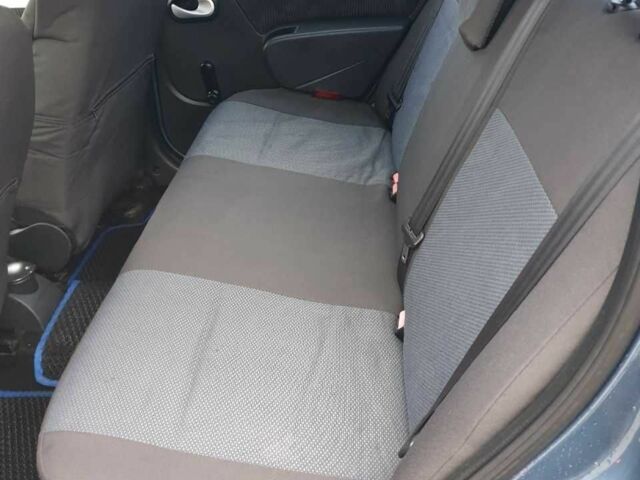 Синий Дачия Логан, объемом двигателя 1.6 л и пробегом 234 тыс. км за 4500 $, фото 10 на Automoto.ua