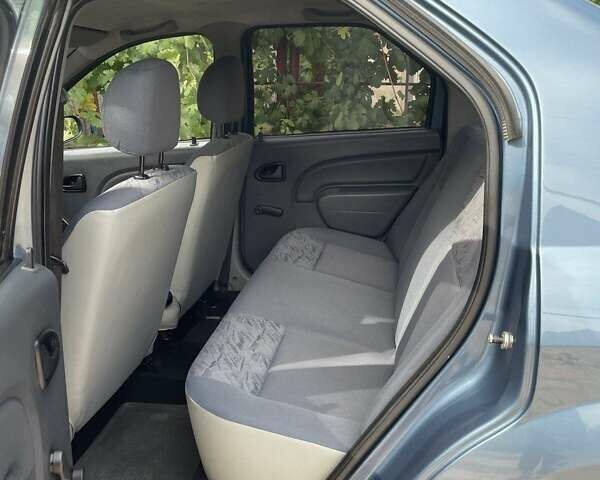 Синий Дачия Логан, объемом двигателя 1.4 л и пробегом 79 тыс. км за 4800 $, фото 4 на Automoto.ua