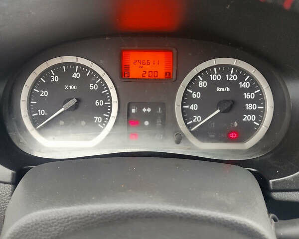 Синій Дачія Logan, об'ємом двигуна 1.6 л та пробігом 246 тис. км за 4300 $, фото 14 на Automoto.ua