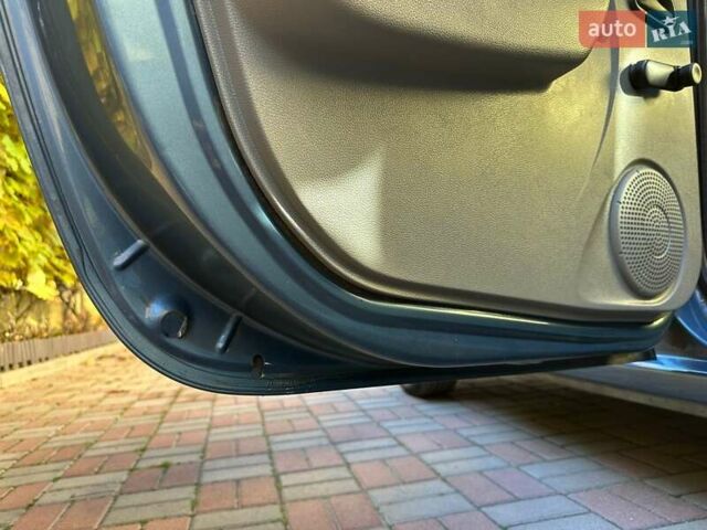 Синий Дачия Логан, объемом двигателя 1.6 л и пробегом 243 тыс. км за 4999 $, фото 26 на Automoto.ua