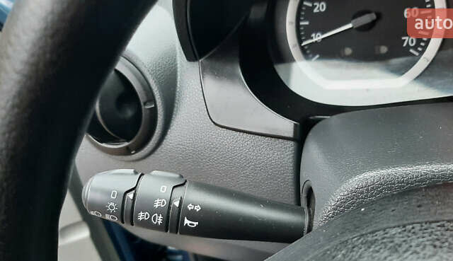 Синій Дачія Logan, об'ємом двигуна 1.6 л та пробігом 245 тис. км за 5650 $, фото 53 на Automoto.ua