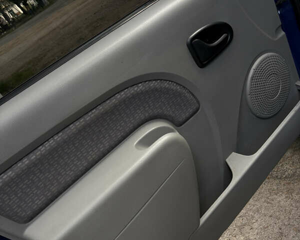 Синий Дачия Логан, объемом двигателя 1.6 л и пробегом 195 тыс. км за 5600 $, фото 22 на Automoto.ua