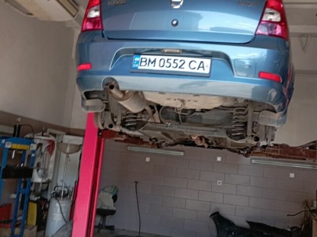 Синий Дачия Логан, объемом двигателя 1.4 л и пробегом 100 тыс. км за 4556 $, фото 5 на Automoto.ua