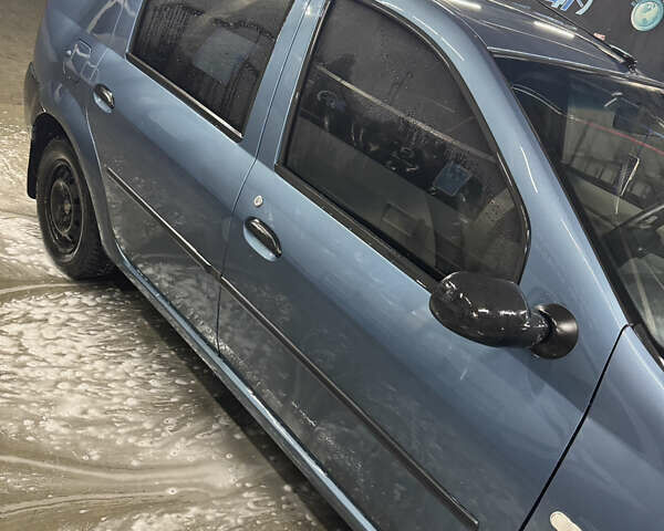 Синий Дачия Логан, объемом двигателя 1.39 л и пробегом 187 тыс. км за 2900 $, фото 2 на Automoto.ua