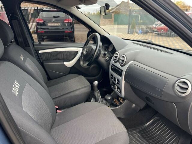 Синій Дачія Logan, об'ємом двигуна 1.6 л та пробігом 90 тис. км за 5950 $, фото 11 на Automoto.ua