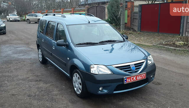 Синій Дачія Logan, об'ємом двигуна 1.6 л та пробігом 245 тис. км за 5650 $, фото 11 на Automoto.ua