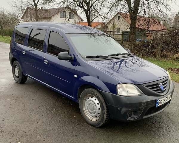 Синий Дачия Логан, объемом двигателя 1.4 л и пробегом 202 тыс. км за 3400 $, фото 2 на Automoto.ua