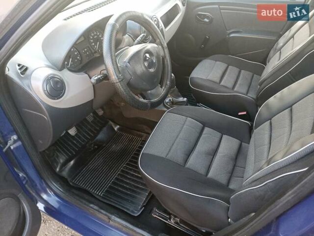 Синий Дачия Логан, объемом двигателя 0 л и пробегом 240 тыс. км за 2700 $, фото 23 на Automoto.ua