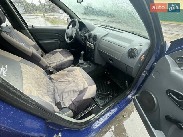Синий Дачия Логан, объемом двигателя 1.4 л и пробегом 241 тыс. км за 4499 $, фото 8 на Automoto.ua