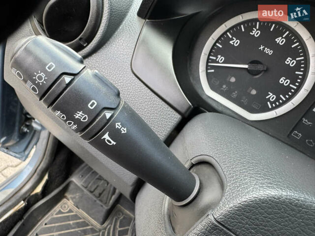 Синий Дачия Логан, объемом двигателя 1.6 л и пробегом 250 тыс. км за 3300 $, фото 20 на Automoto.ua