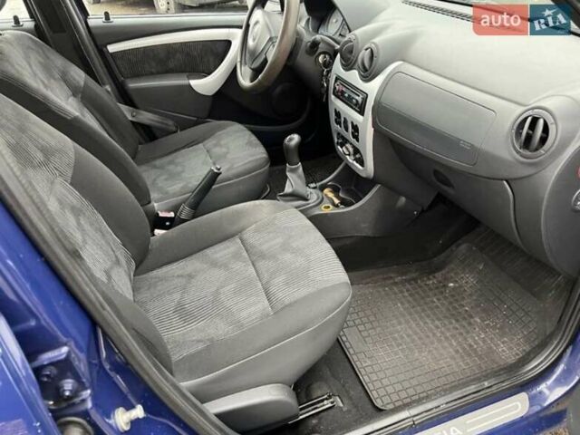 Синий Дачия Логан, объемом двигателя 1.4 л и пробегом 178 тыс. км за 4999 $, фото 2 на Automoto.ua