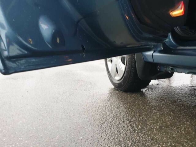 Синий Дачия Логан, объемом двигателя 1.6 л и пробегом 234 тыс. км за 4500 $, фото 11 на Automoto.ua