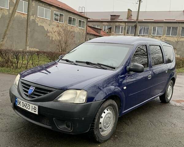Синий Дачия Логан, объемом двигателя 1.4 л и пробегом 202 тыс. км за 3400 $, фото 1 на Automoto.ua
