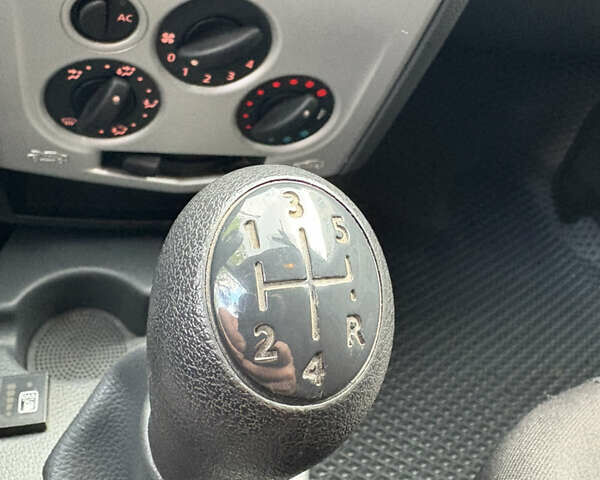 Синий Дачия Логан, объемом двигателя 1.6 л и пробегом 195 тыс. км за 5600 $, фото 26 на Automoto.ua