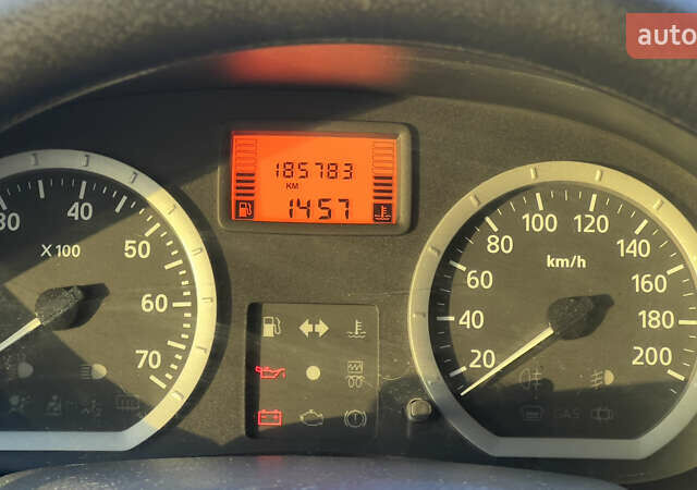 Синий Дачия Логан, объемом двигателя 1.6 л и пробегом 186 тыс. км за 5500 $, фото 9 на Automoto.ua