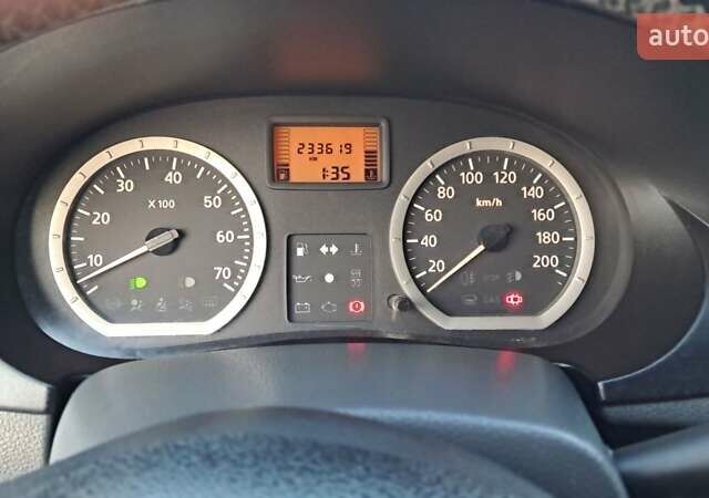 Синий Дачия Логан, объемом двигателя 1.6 л и пробегом 233 тыс. км за 4850 $, фото 58 на Automoto.ua