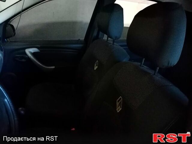 Синій Дачія Logan, об'ємом двигуна 1.4 л та пробігом 90 тис. км за 2100 $, фото 7 на Automoto.ua