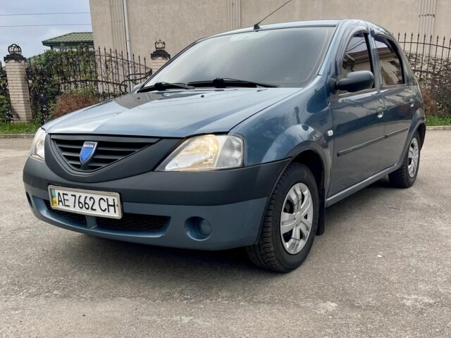 Синий Дачия Логан, объемом двигателя 1.4 л и пробегом 225 тыс. км за 4400 $, фото 2 на Automoto.ua