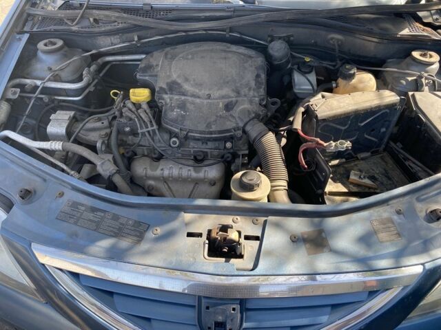 Синий Дачия Логан, объемом двигателя 0 л и пробегом 123 тыс. км за 500 $, фото 2 на Automoto.ua