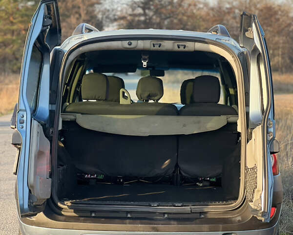 Синий Дачия Логан, объемом двигателя 1.6 л и пробегом 186 тыс. км за 5500 $, фото 15 на Automoto.ua