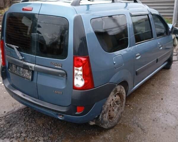 Синий Дачия Логан, объемом двигателя 1.6 л и пробегом 220 тыс. км за 2300 $, фото 3 на Automoto.ua