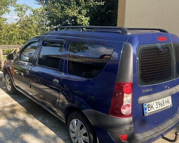 Синий Дачия Логан, объемом двигателя 1.6 л и пробегом 170 тыс. км за 4600 $, фото 2 на Automoto.ua
