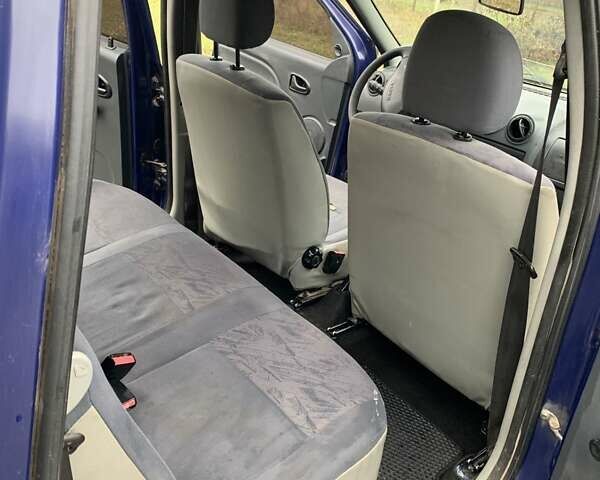 Синий Дачия Логан, объемом двигателя 1.4 л и пробегом 202 тыс. км за 3400 $, фото 9 на Automoto.ua