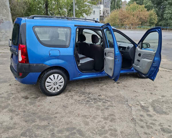 Синий Дачия Логан, объемом двигателя 1.6 л и пробегом 108 тыс. км за 4500 $, фото 4 на Automoto.ua