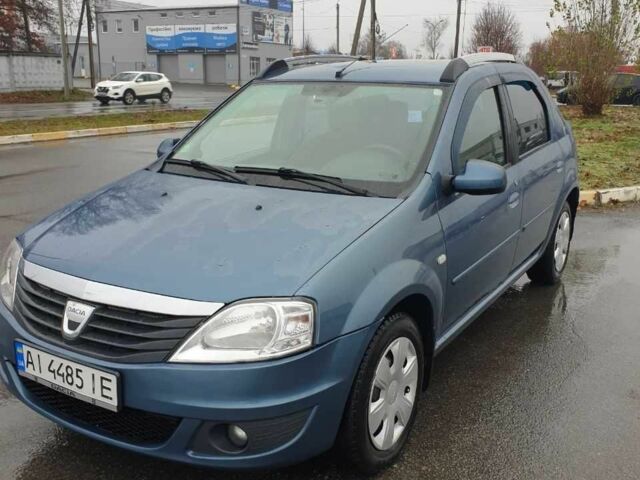Синий Дачия Логан, объемом двигателя 1.6 л и пробегом 234 тыс. км за 4500 $, фото 1 на Automoto.ua