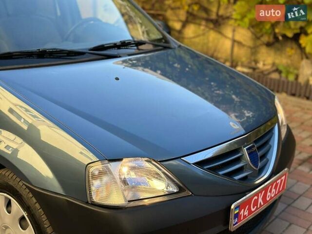 Синий Дачия Логан, объемом двигателя 1.6 л и пробегом 243 тыс. км за 4999 $, фото 4 на Automoto.ua