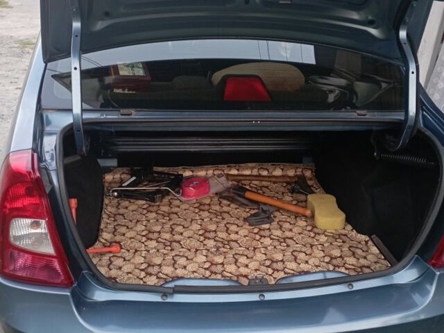 Синий Дачия Логан, объемом двигателя 1.4 л и пробегом 100 тыс. км за 4556 $, фото 3 на Automoto.ua