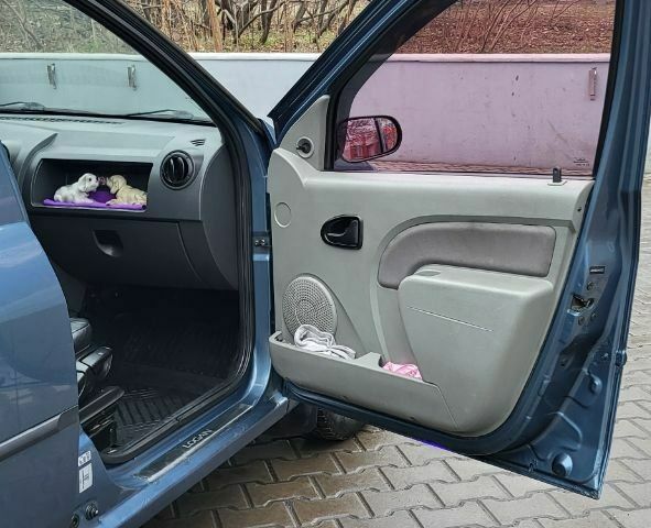 Синій Дачія Logan, об'ємом двигуна 1.4 л та пробігом 350 тис. км за 4600 $, фото 6 на Automoto.ua