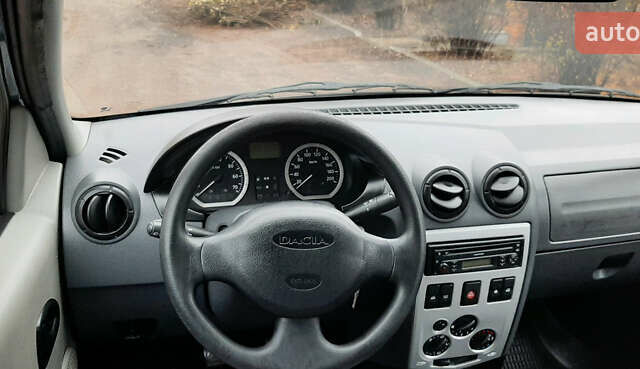 Синій Дачія Logan, об'ємом двигуна 1.6 л та пробігом 245 тис. км за 5650 $, фото 47 на Automoto.ua