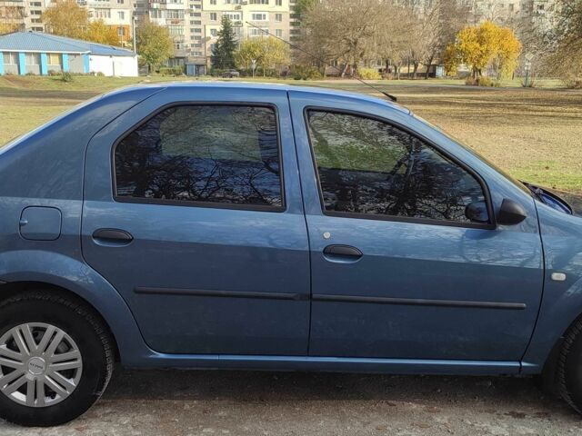 Синий Дачия Логан, объемом двигателя 1.4 л и пробегом 97 тыс. км за 5000 $, фото 5 на Automoto.ua