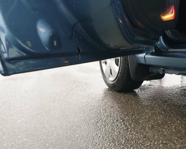 Синій Дачія Logan, об'ємом двигуна 1.6 л та пробігом 234 тис. км за 4500 $, фото 13 на Automoto.ua