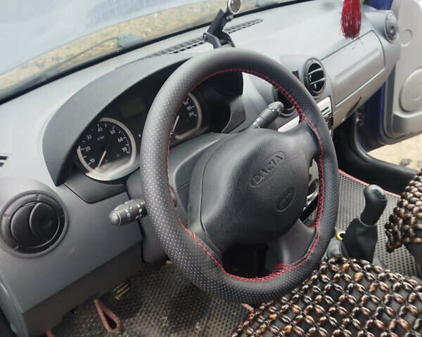 Синій Дачія Logan, об'ємом двигуна 1.6 л та пробігом 246 тис. км за 4300 $, фото 6 на Automoto.ua