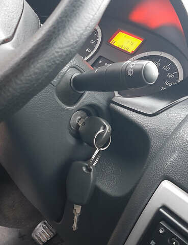 Синій Дачія Logan, об'ємом двигуна 1.6 л та пробігом 245 тис. км за 5650 $, фото 54 на Automoto.ua