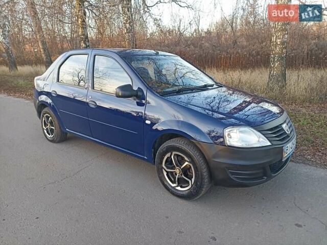 Синий Дачия Логан, объемом двигателя 0 л и пробегом 240 тыс. км за 2700 $, фото 2 на Automoto.ua