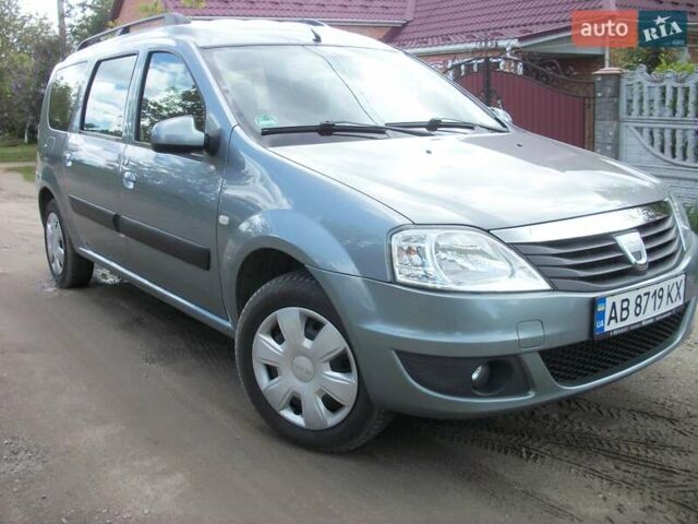 Синий Дачия Логан, объемом двигателя 1.6 л и пробегом 168 тыс. км за 6999 $, фото 1 на Automoto.ua