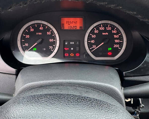 Синий Дачия Логан, объемом двигателя 1.46 л и пробегом 355 тыс. км за 3650 $, фото 21 на Automoto.ua