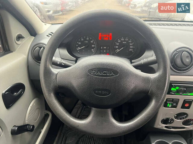 Синий Дачия Логан, объемом двигателя 1.4 л и пробегом 213 тыс. км за 5700 $, фото 9 на Automoto.ua