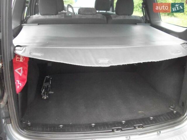 Синий Дачия Логан, объемом двигателя 1.6 л и пробегом 168 тыс. км за 6999 $, фото 33 на Automoto.ua