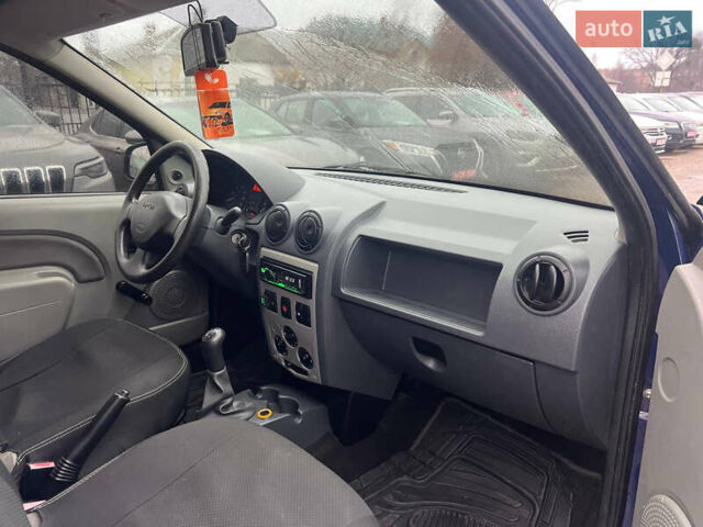 Синий Дачия Логан, объемом двигателя 1.4 л и пробегом 213 тыс. км за 5700 $, фото 11 на Automoto.ua