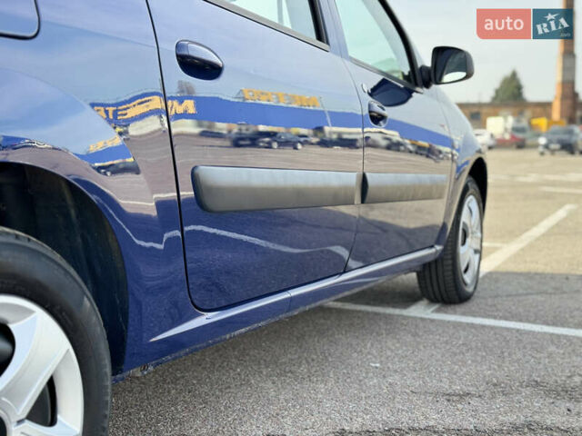 Синій Дачія Logan, об'ємом двигуна 1.6 л та пробігом 198 тис. км за 6550 $, фото 9 на Automoto.ua