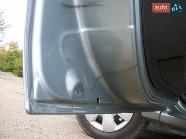 Синий Дачия Логан, объемом двигателя 1.6 л и пробегом 168 тыс. км за 6999 $, фото 27 на Automoto.ua