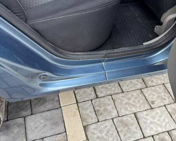 Синий Дачия Логан, объемом двигателя 1.46 л и пробегом 355 тыс. км за 3650 $, фото 34 на Automoto.ua