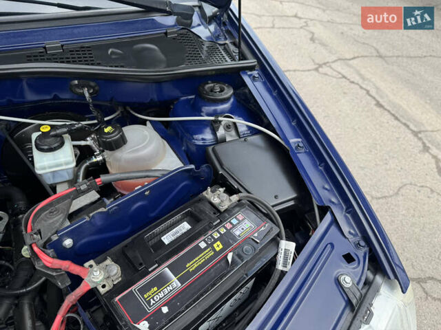 Дачія Logan 2009 у Рівному на Automoto.ua Синій Дачія Logan, об'ємом двигуна 0 л та пробігом 173 тис. км за 5490 $, фото 41 на Automoto.ua