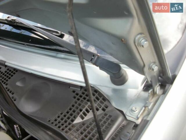 Синий Дачия Логан, объемом двигателя 1.6 л и пробегом 168 тыс. км за 6999 $, фото 18 на Automoto.ua